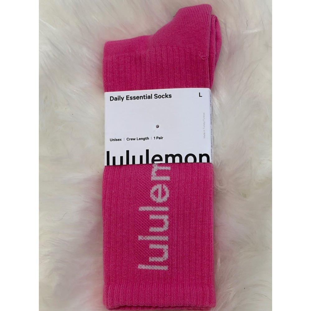 Lululemon Daily Essential Socks Crew Length Size L Pink Unisex New‎